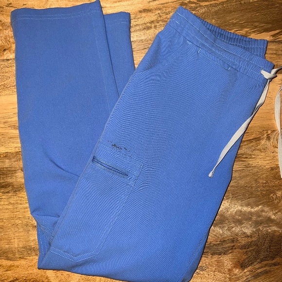 Figs Yola Skinny Scrub Pants - Picture 3 of 11